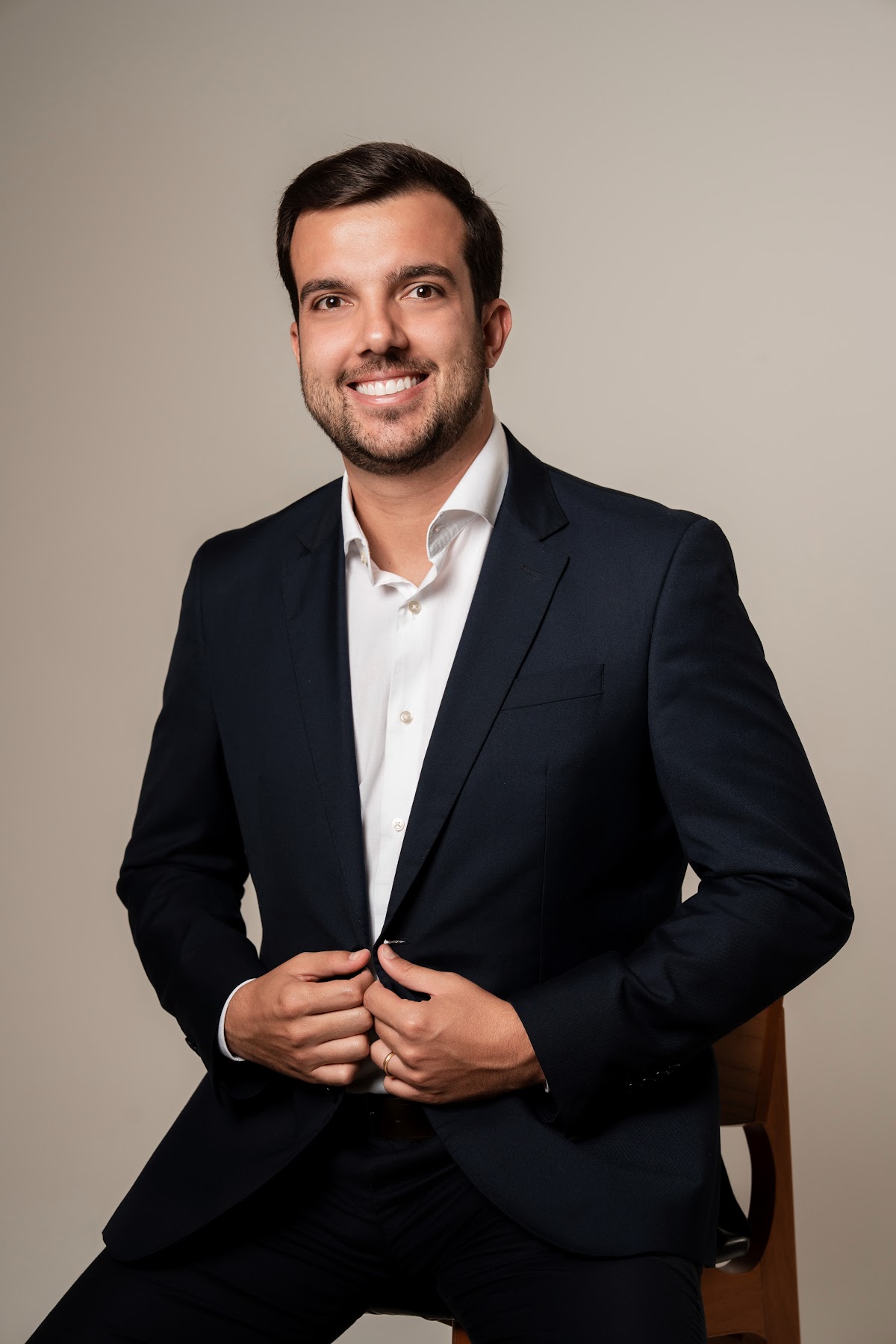 Dr. João Pedro Carvalho, oftalmologista em Goiânia
